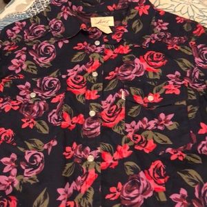 Levi's Tops - Levi’s Floral Top Levi's Tops - Levi’s Floral Top